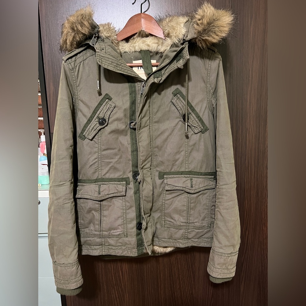 TNA Women's Winter Jacket Platoon Faux Fur Lining Hood Army Green Size Small